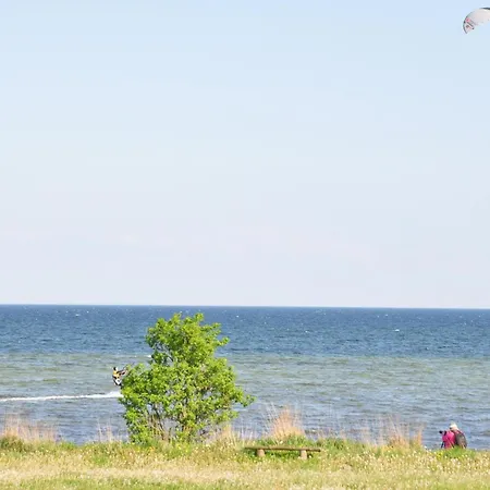 Kleines Fuer 2 Personen Mit Gartenblick By Interhome Lägenhet *