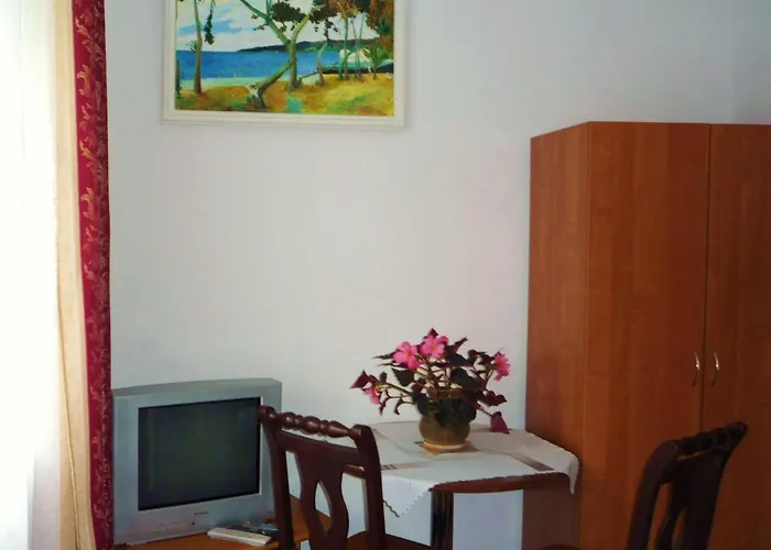 Lägenhet Kleines Fuer 2 Personen Mit Gartenblick By Interhome Swarzewo